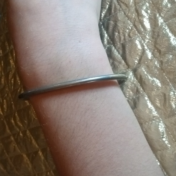 Jewelry - Vintage Large weighted silver bangle